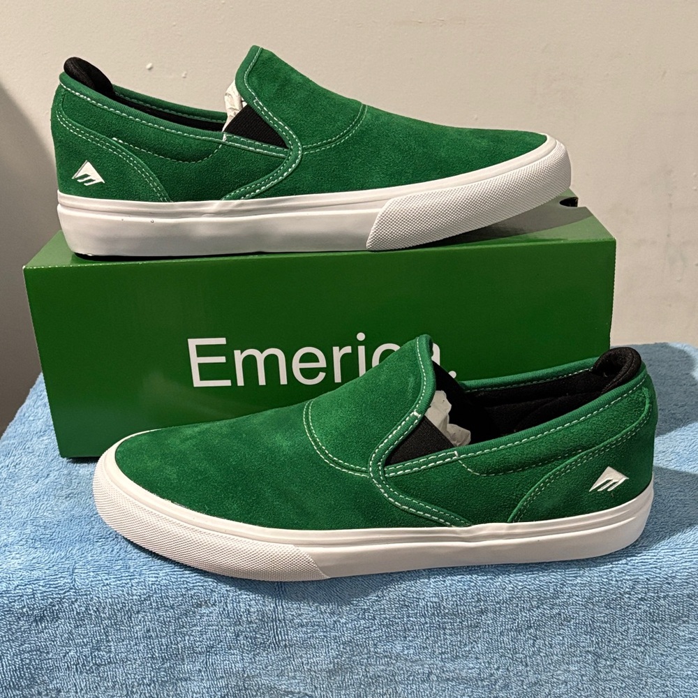 NWT Emerica Wino slip-ons